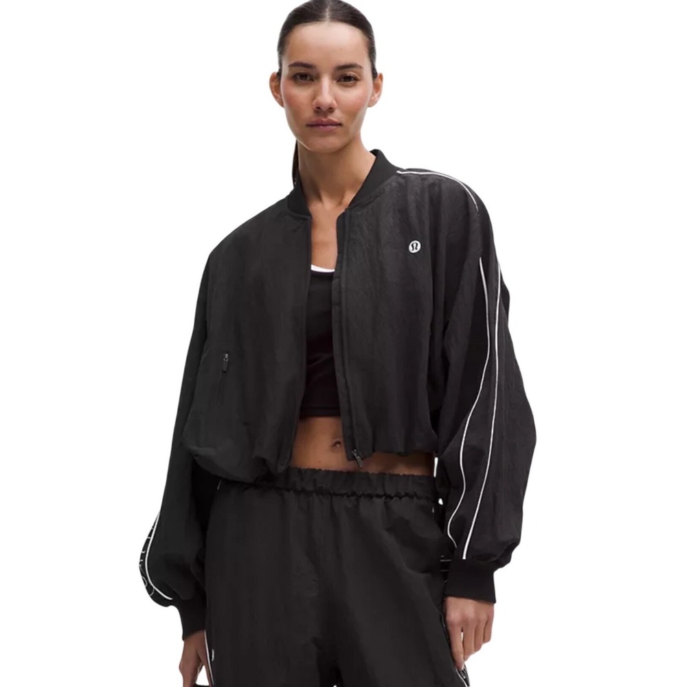Lululemon Crinkle Nylon Track Jacket Wordmark S Black White Cropped Bomber